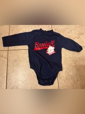 Vintage Winnie the Pooh, baseball onesie size 12 months